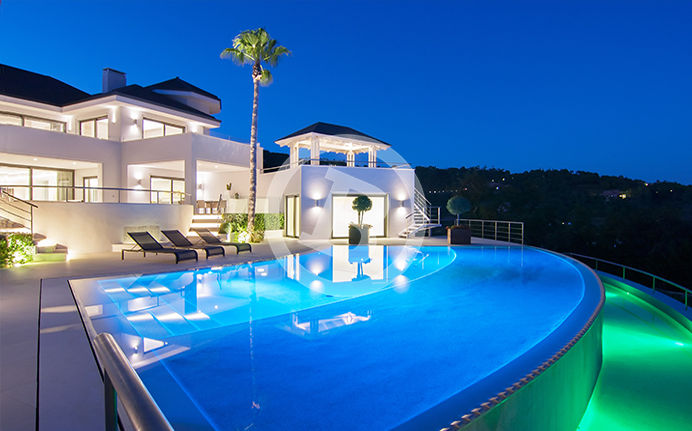 Spectacular night photography of exclusive villa in La Zagaleta, Marbella