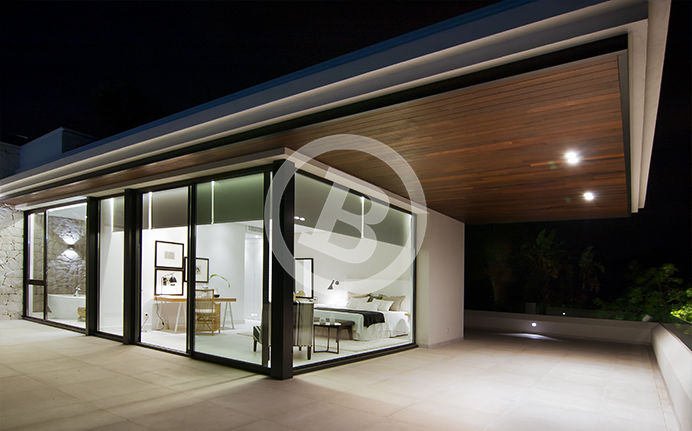 Night photography with great perspective taken of a luxury villa in Marbella, Málaga