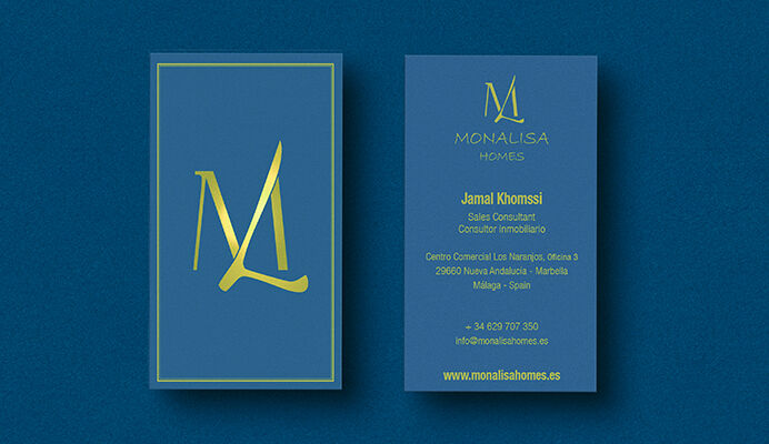 Elegant vertical business card design in Marbella