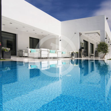 Beautiful mirror effect of exterior villa photographed in Marbella